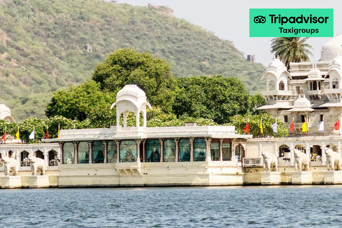 Jag Mandir palace | Udaipur | Taxigroups