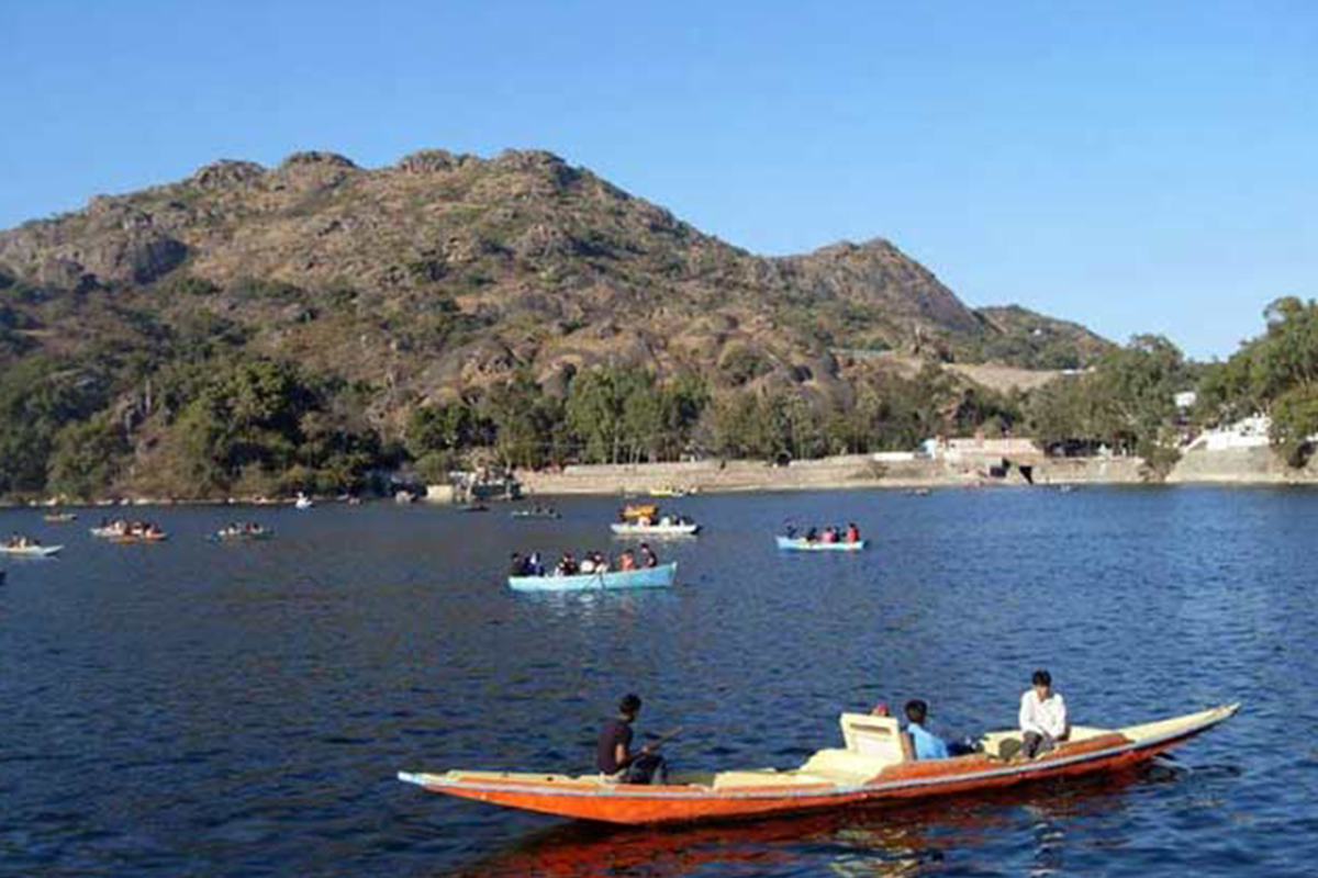 Udaipur to mountabu taxi | Nakki lake Mount abu | Taxigroups | Udaipur