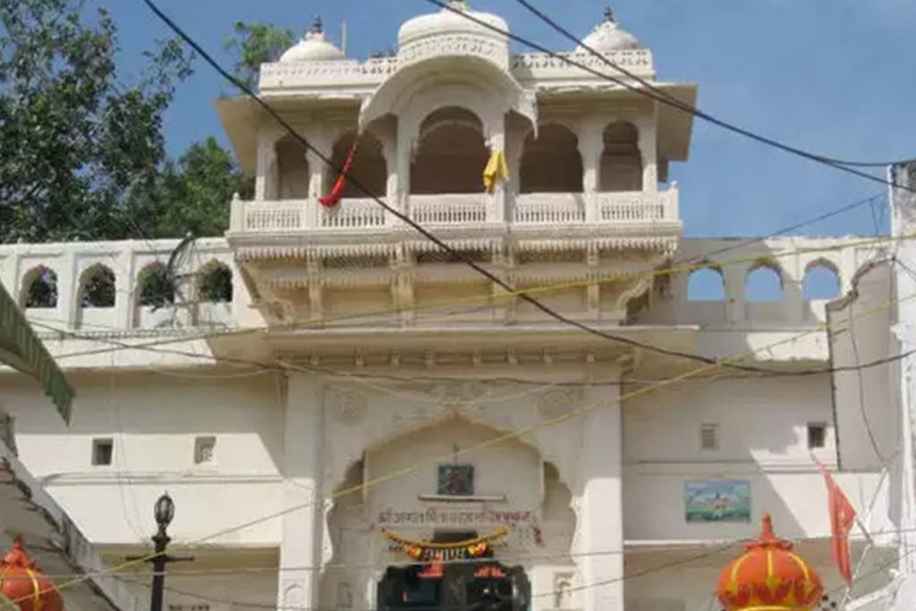 Udaipur to pushker taxi | Brahma temple | Taxigroups | Udaipur